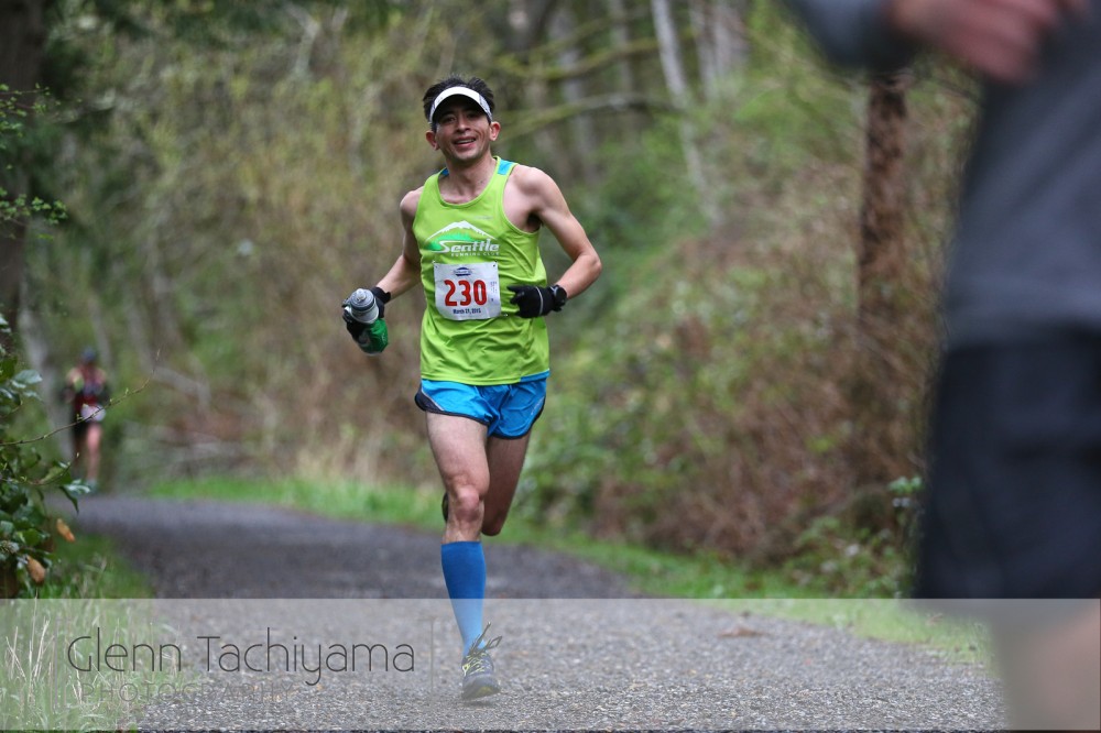 Feeling good about a mile in. Photos Courtesy of  Glenn Tachiyama - http://www.tachifoto.net)